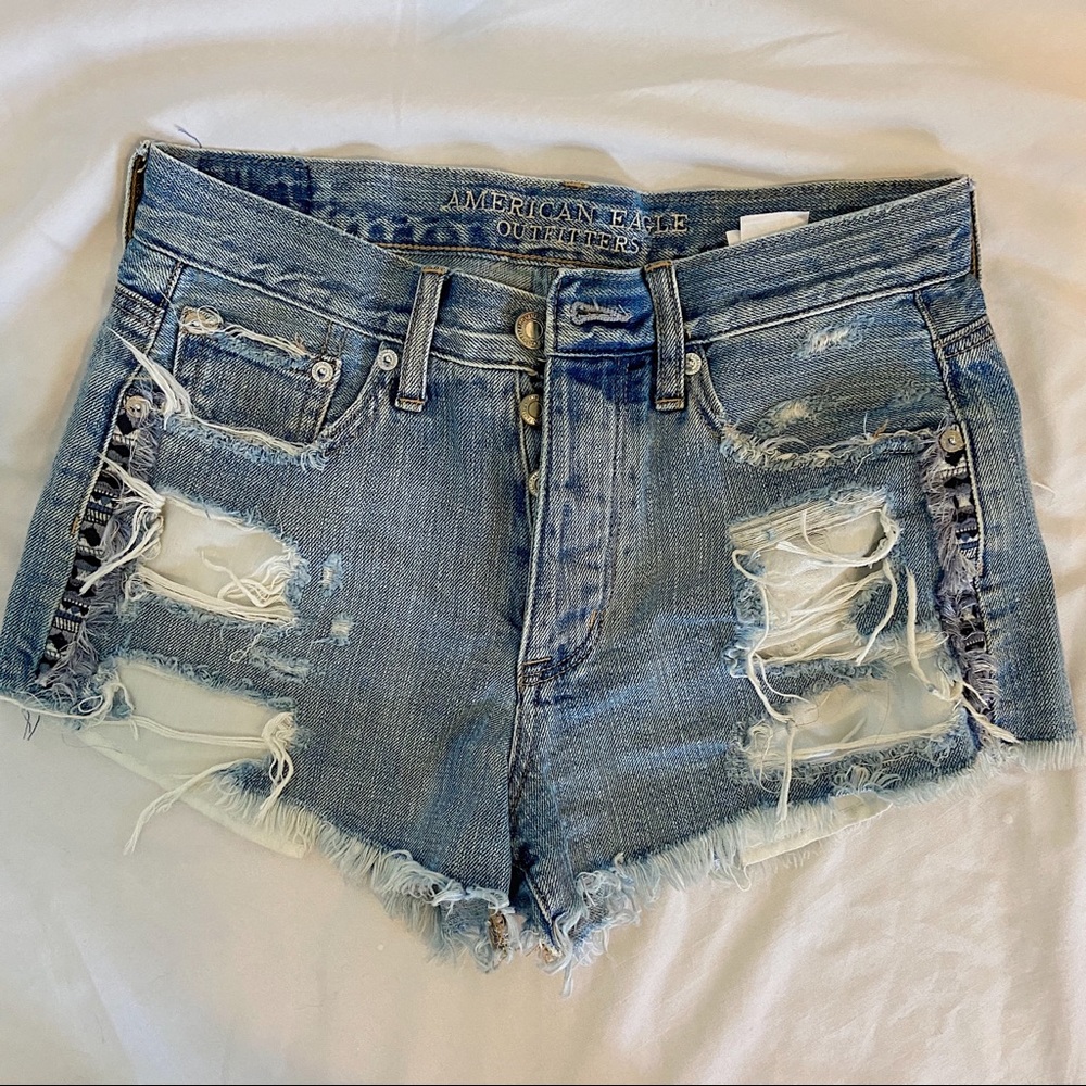 American Eagle High Rise Festival Shorts